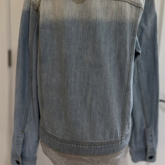 Sun + Stone Light Faded Blue Denim Jean Jacket Mens Acid Wash Trucker Streetwear - Picture 13 of 14